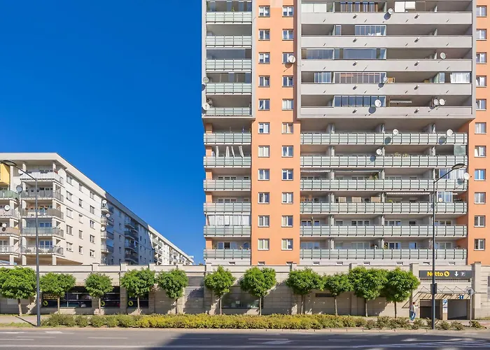 Kwiatkowskiego Apartment In Warsaw Perfect For Remote Work By Noclegi Renters